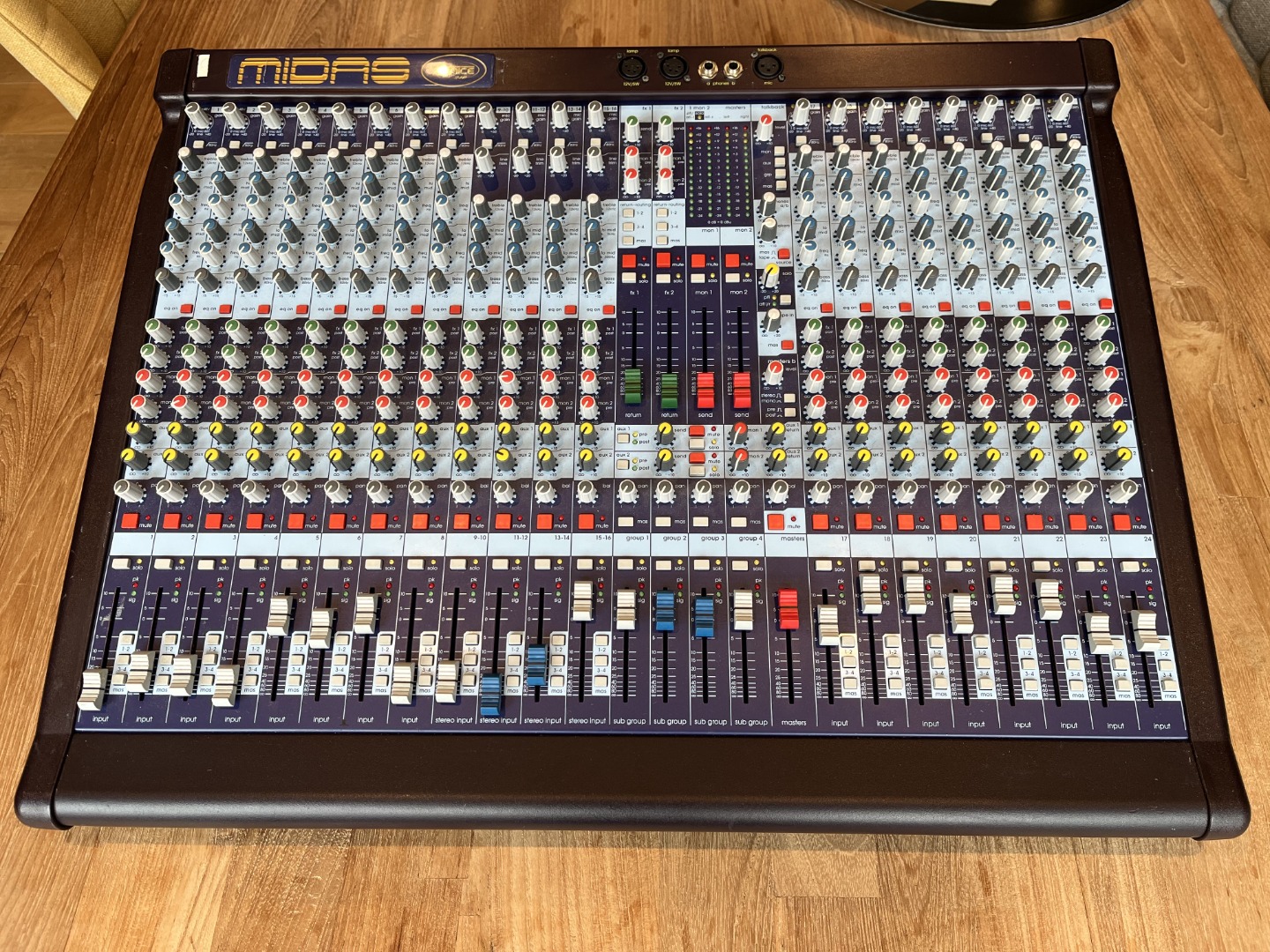 MIDAS VENICE 240 675 EUR GebrauchteVeranstaltungstechnik.de Der